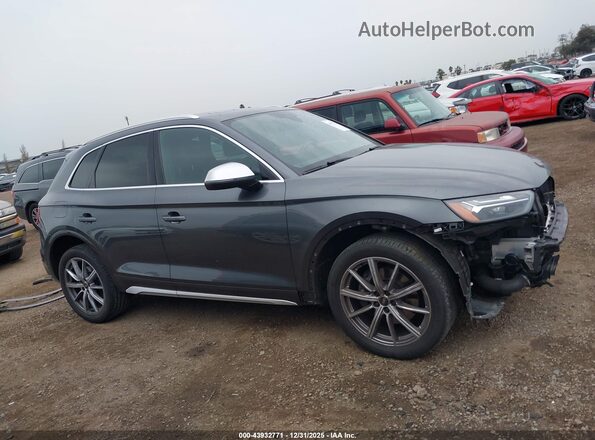 WA1B4AFY8N2088771 2022 AUDI SQ5 Gray 360 interior view