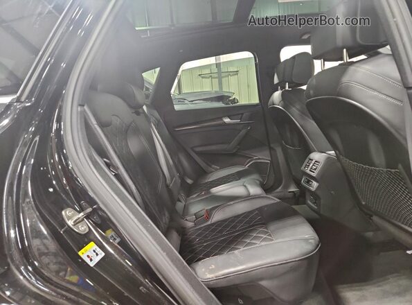 WA1B4AFY9R2102702 2024 AUDI SQ5 Black Widok wnętrza z tyłu