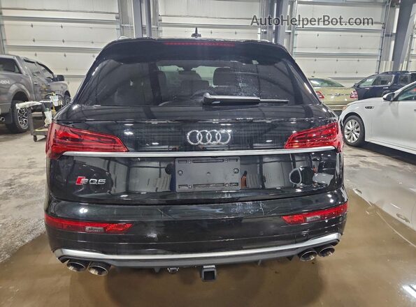 WA1B4AFY9R2102702 2024 AUDI SQ5 Black Widok z tyłu