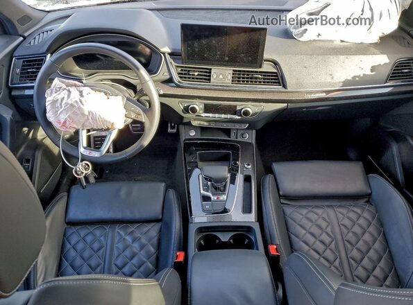 WA1B4AFY9R2102702 2024 AUDI SQ5 Black Widok deski rozdzielczej