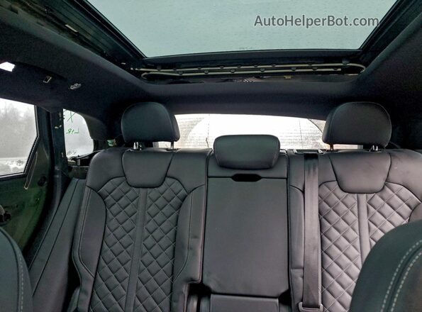 WA1B4BFY5P2014636 2023 AUDI SQ5 Green Vista de los asientos traseros