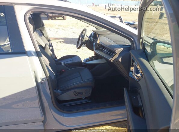 WA1B5BFZ1SP056576 2025 AUDI Q4 Gray 