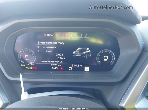 WA1B5BFZ1SP056576 2025 AUDI Q4 Gray 