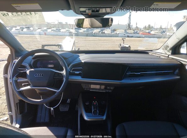 WA1B5BFZ1SP056576 2025 AUDI Q4 Gray 