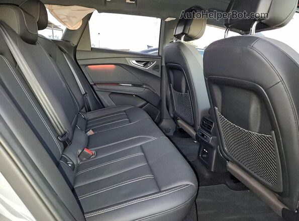 WA1B5BFZ1SP067481 2025 AUDI Q4 Gray 