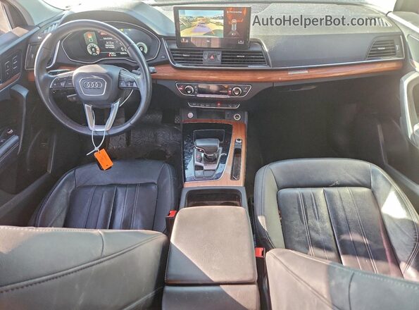 WA1BAAFY5M2021908 2021 AUDI Q5 Белый Вид панели приборов