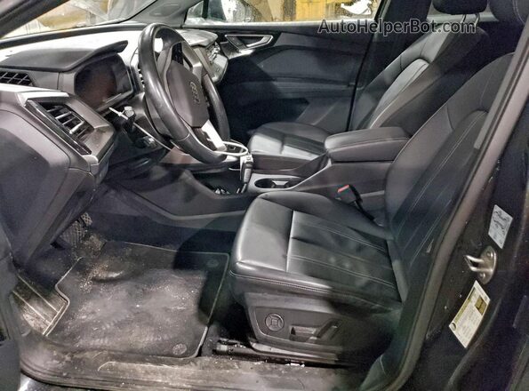 WA1BCBFZXPP006756 2023 AUDI Q4 Black 
