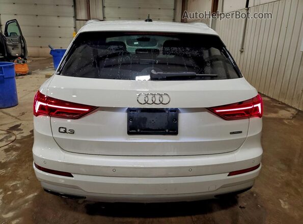 WA1BECF31L1033272 2020 AUDI Q3 White Հետևի տեսք