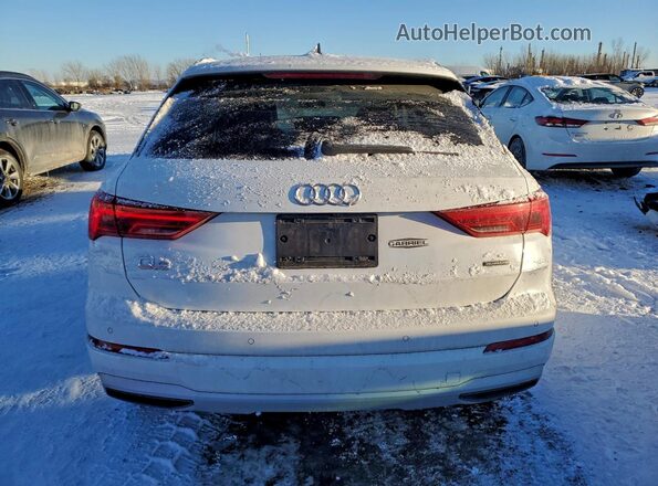 WA1BUCF38N1144620 2022 AUDI Q3 White Հետևի տեսք