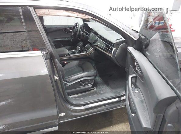 WA1BVAF17LD001184 2020 AUDI Q8 Gray Vista interior delantera