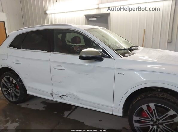 WA1C4AFY0J2139307 2018 AUDI SQ5 Белый Вид задней части салона