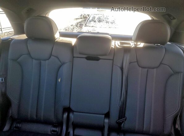 WA1C4AFY7P2013504 2023 AUDI SQ5 Gray Rear seats view