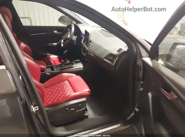 WA1C4AFYXJ2047928 2018 AUDI SQ5 Gray 