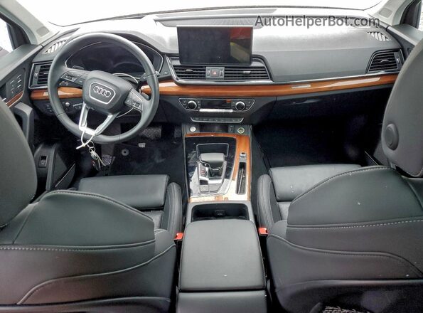 WA1CAAFY5M2014834 2021 AUDI Q5 Blue Առջևի վահանակի տեսք