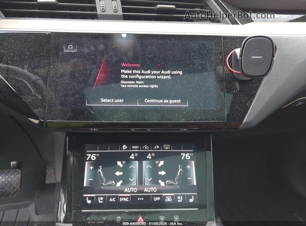 WA1CAAGE7RB039374 2024 AUDI Q8 E-TRON Blue 