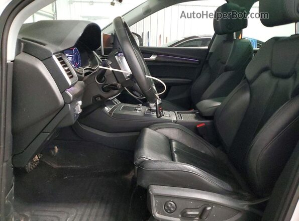 WA1CNAFY8K2065472 2019 AUDI Q5 White 