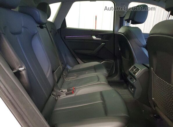 WA1CNAFY8K2065472 2019 AUDI Q5 White 