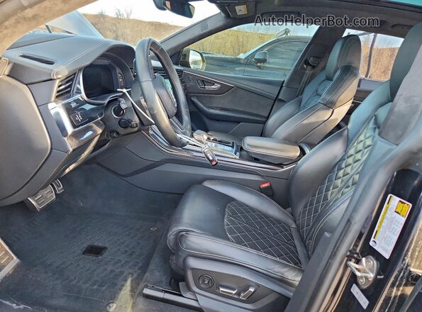 WA1CWBF18MD034106 2021 AUDI Q8 Black 