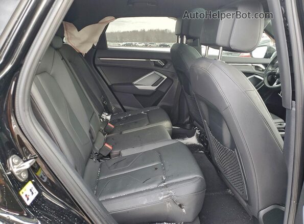 WA1DECF32P1062570 2023 AUDI Q3 Черный Вид задней части салона