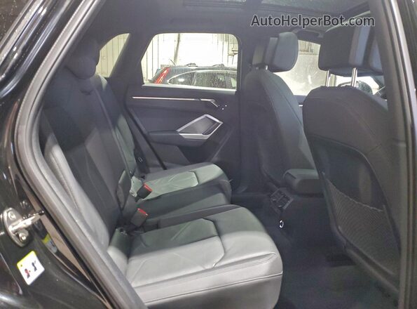WA1DECF35K1082031 2019 AUDI Q3 Черный Вид задней части салона