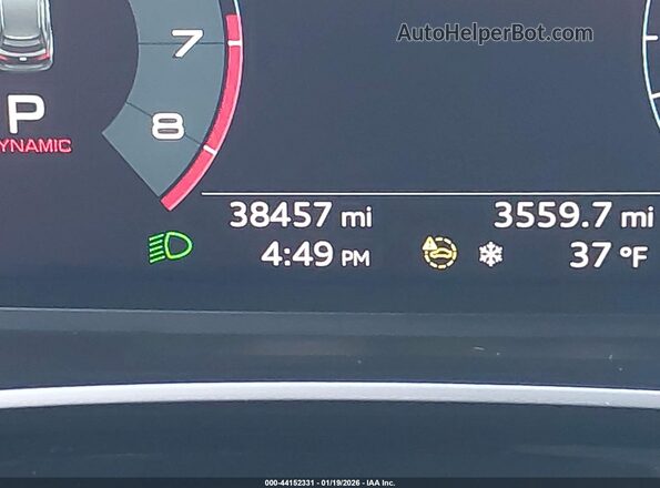 WA1DECF38P1105986 2023 AUDI Q3 White 