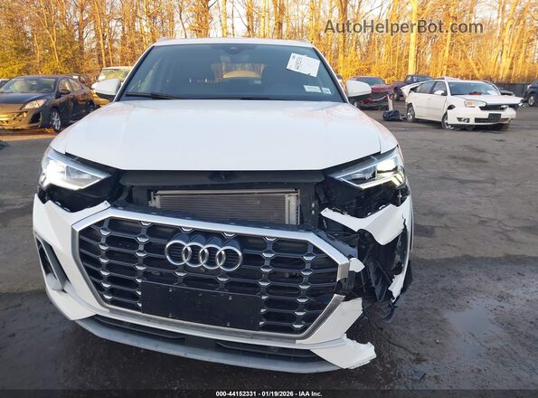 WA1DECF38P1105986 2023 AUDI Q3 White Вид щитка приладів