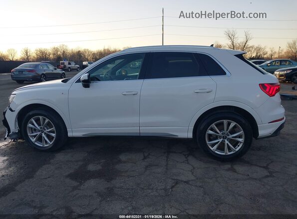 WA1DECF38P1105986 2023 AUDI Q3 White Панорамний вид салону 360°