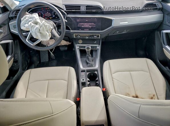 WA1DECF3XN1005126 2022 AUDI Q3 Белый Вид панели приборов