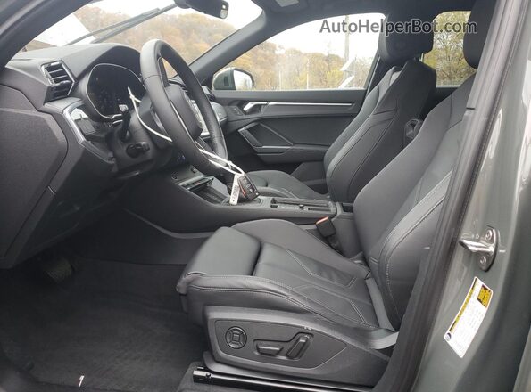 WA1DECF3XS1058887 2025 AUDI Q3 Green 
