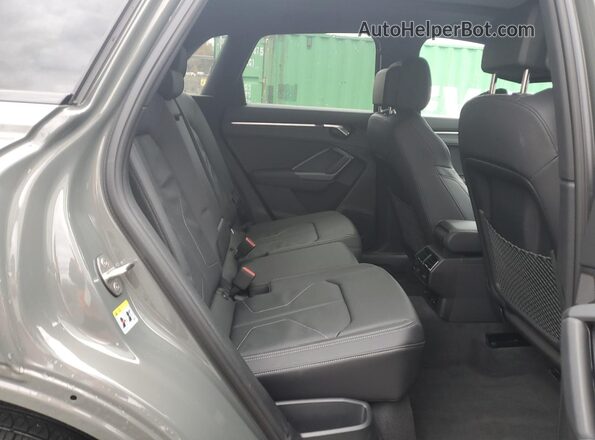 WA1DECF3XS1058887 2025 AUDI Q3 Green 