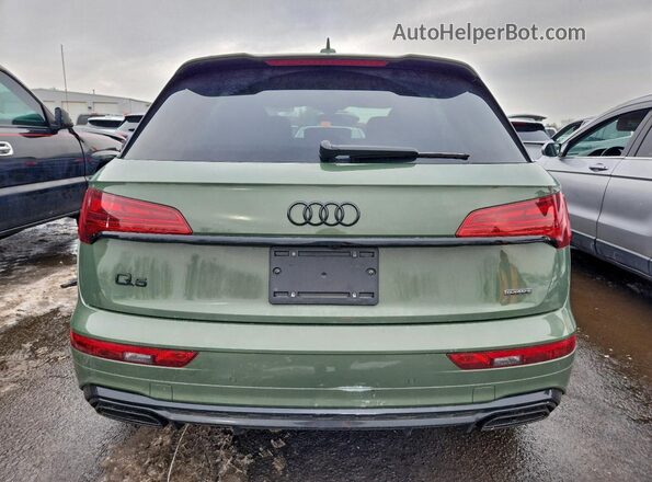WA1EAAFY1R2140351 2024 AUDI Q5 Green Вид ззаду