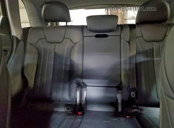 WA1EAAFY4R2030510 2024 AUDI Q5 Gray Widok tylnych siedzeń