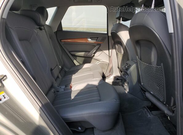 WA1EAAFY5P2066672 2023 AUDI Q5 Зеленый Вид задней части салона