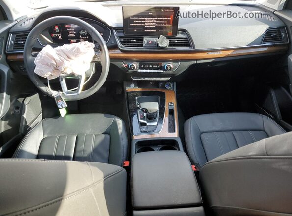 WA1EAAFY5P2066672 2023 AUDI Q5 Зеленый Вид панели приборов