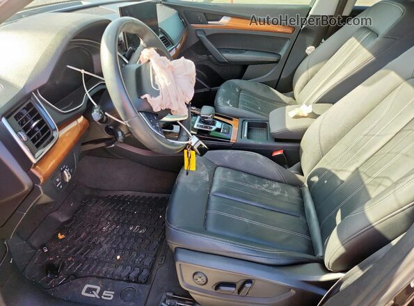 WA1EAAFY7N2127601 2022 AUDI Q5 Черный Вид салона спереди