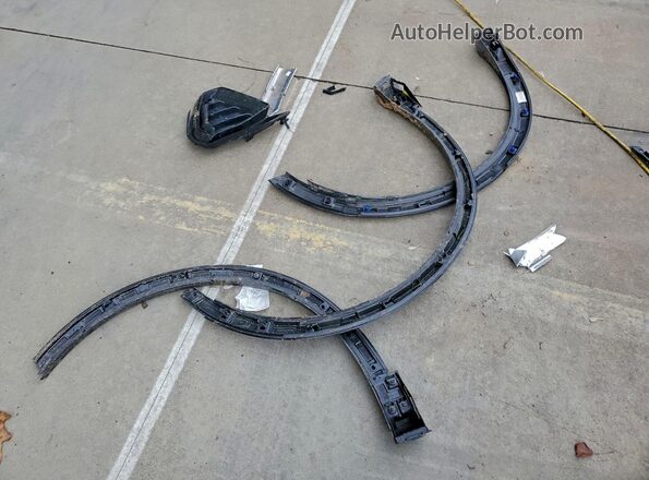 WA1EECF31N1044482 2022 AUDI Q3 Black VIN կոդի պիտակի տեսք