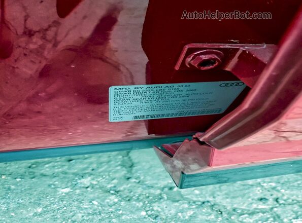 WA1EECF31R1024268 2024 AUDI Q3 Red 