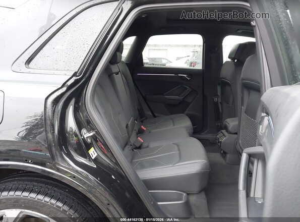 WA1EECF34M1110280 2021 AUDI Q3 Black 