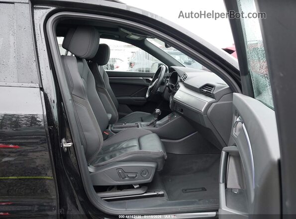 WA1EECF34M1110280 2021 AUDI Q3 Black 