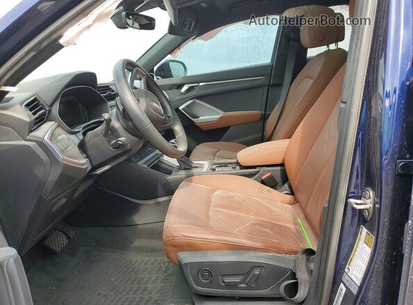 WA1EECF34N1057744 2022 AUDI Q3 Blue Вид салону спереду