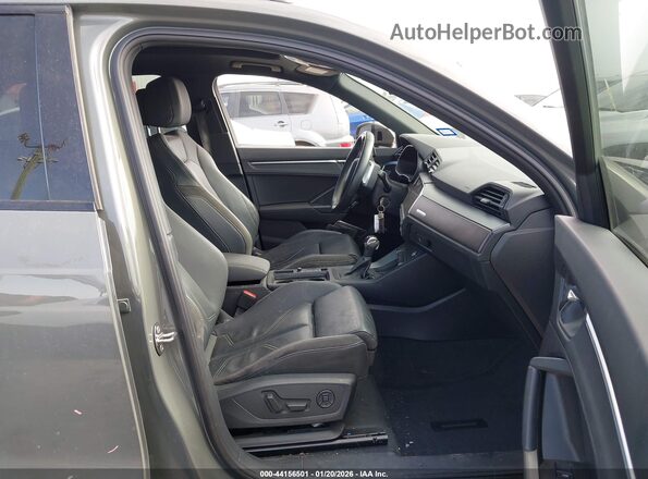 WA1EECF34N1140090 2022 AUDI Q3 Серый Вид салона спереди