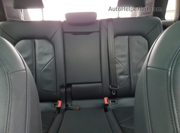 WA1EECF35N1057784 2022 AUDI Q3 White Вид задніх сидінь