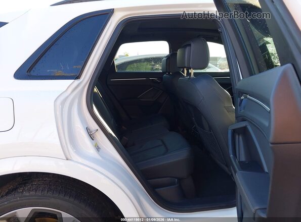 WA1EECF35N1130121 2022 AUDI Q3 White VIN sticker view