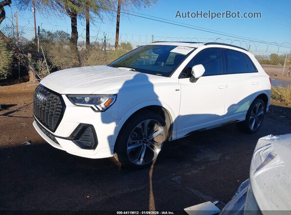 WA1EECF35N1130121 2022 AUDI Q3 White Front left