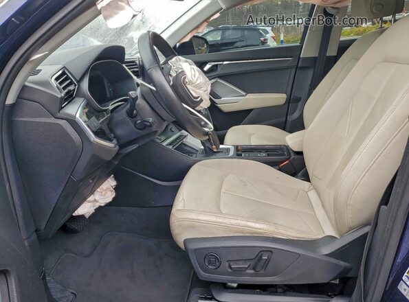 WA1EECF36M1017230 2021 AUDI Q3 Blue Սալոնի դիմացի տեսք