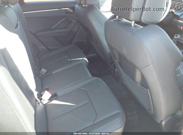 WA1EECF36R1045827 2024 AUDI Q3 Белый 