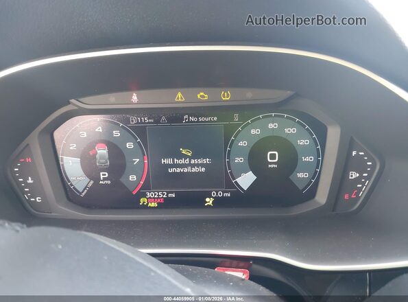 WA1EECF39N1051891 2022 AUDI Q3 Black Widok tylnych siedzeń