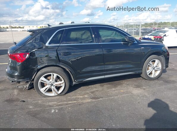 WA1EECF39N1051891 2022 AUDI Q3 Black Widok z przodu