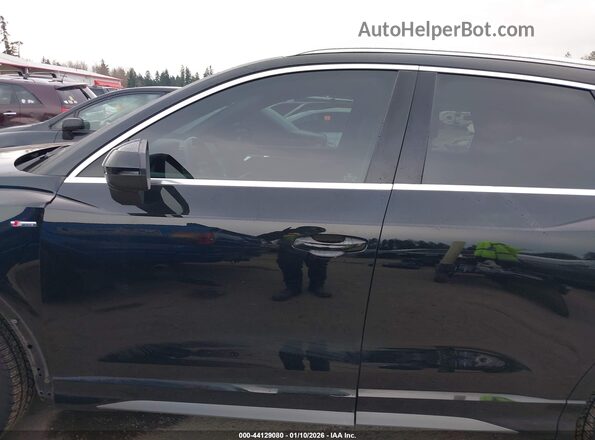 WA1EECF39N1121289 2022 AUDI Q3 Black 
