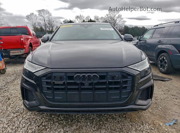 WA1EVAF10MD038544 2021 AUDI Q8 Black Front view